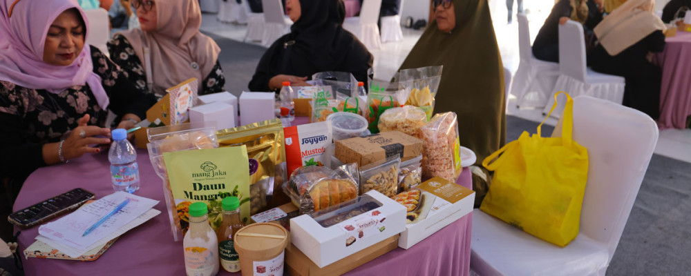 PIK2 DAN UMN LATIH UMKM PANTURA UNTUK NAIK KELAS