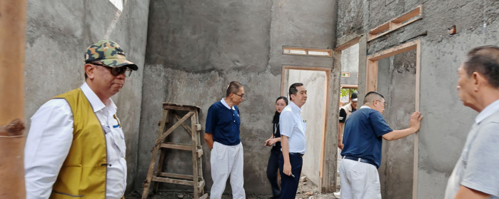 KEPEDULIAN YANG MENGUBAH HIDUP SURVEI BEDAH RUMAH AGUNG SEDAYU GROUP & YAYASAN BUDDHA TZU CHI