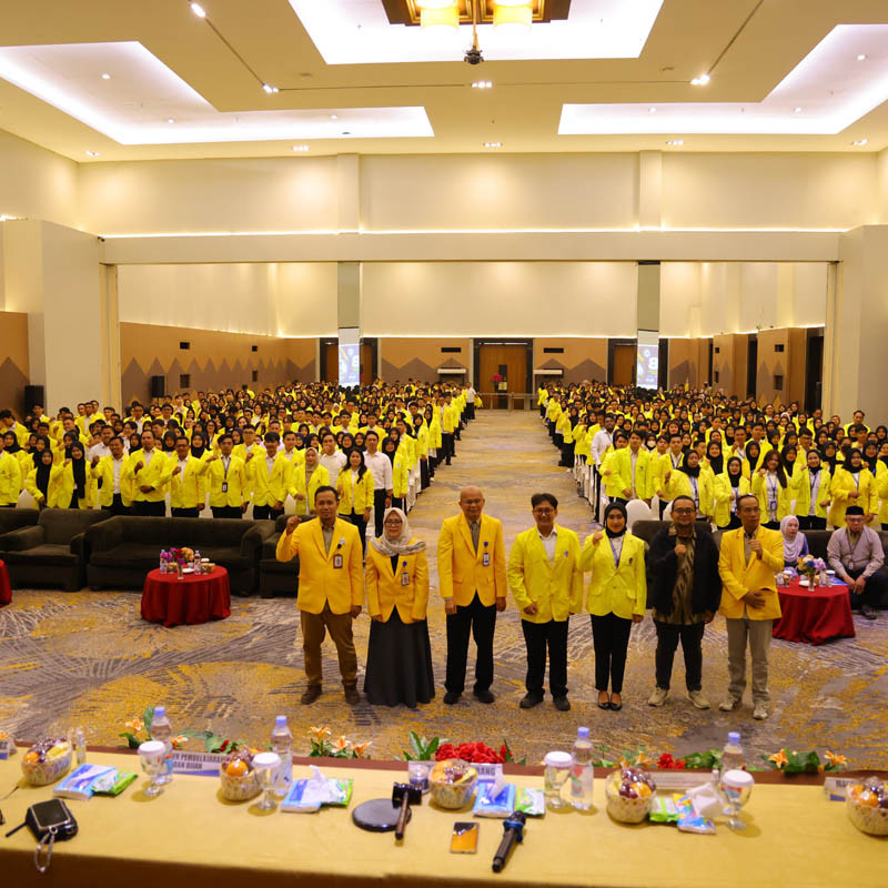 CSR PIK2 SERAHKAN BEASISWA S1 UNIVERSITAS TERBUKA