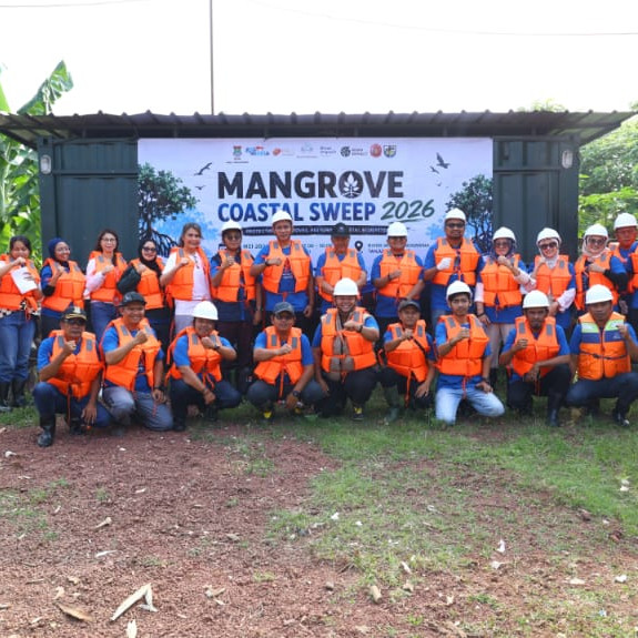 PIK2 DORONG KOLABORASI PELESTARIAN PESISIR MELALUI PENANAMAN 1.000 POHON MANGROVE DI DESA TANJUNG BURUNG