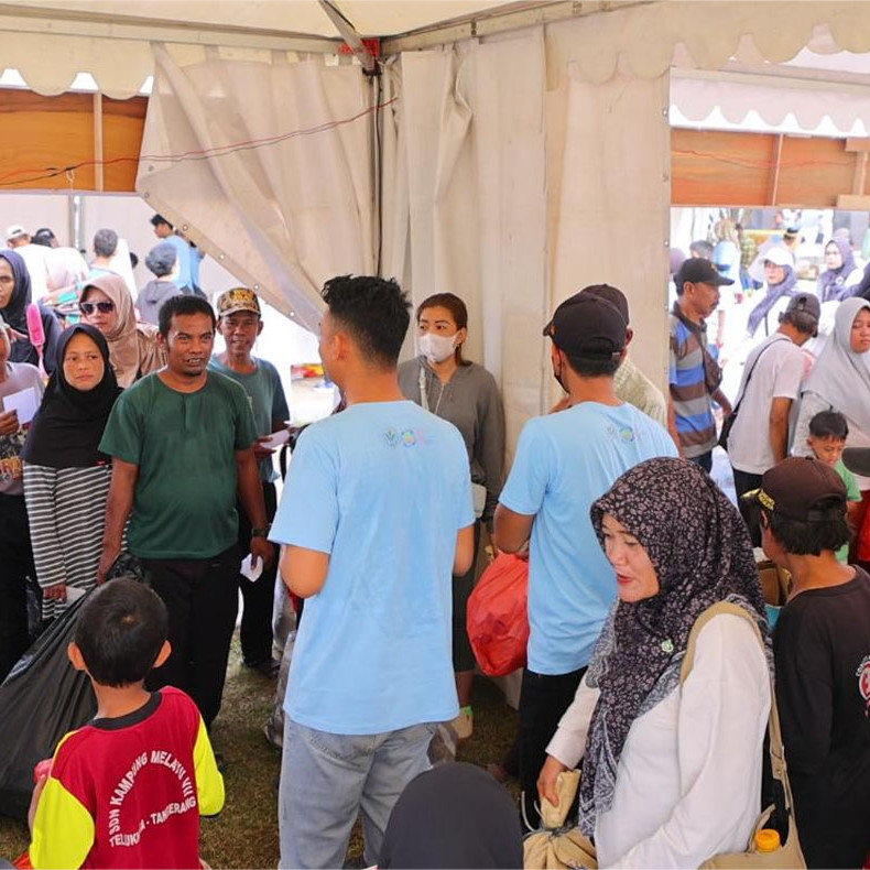 SERUNI KABINET MERAH PUTIH BERKOLABORASI DENGAN TPST PANTAS GEMILANG GELAR BAZAAR SEMBAKO MURAH