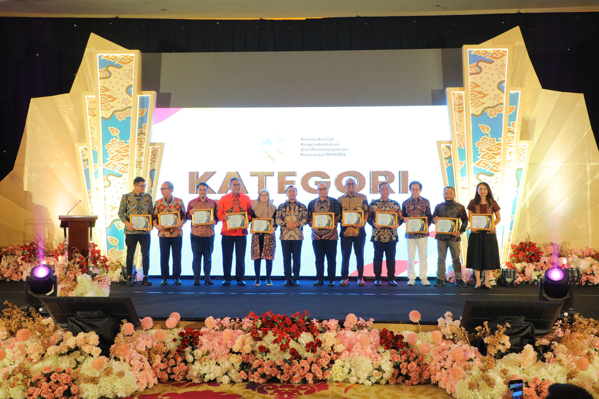 PIK2 RAIH GENTING AWARD KATEGORI GOLD ATAS DEDIKASI CEGAH STUNTING DI KABUPATEN TANGERANG