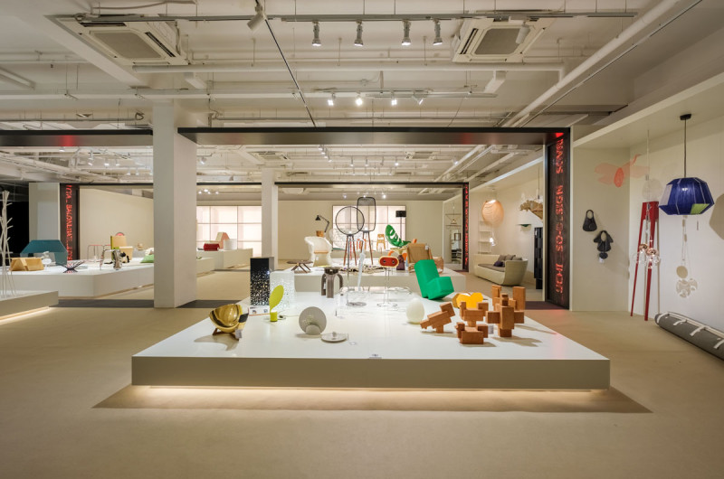 PERDANA DI INDONESIA, SALONESATELLITE PERMANENT COLLECTION HADIR DI INDONESIA DESIGN DISTRICT PIK2 SEPTEMBER INI