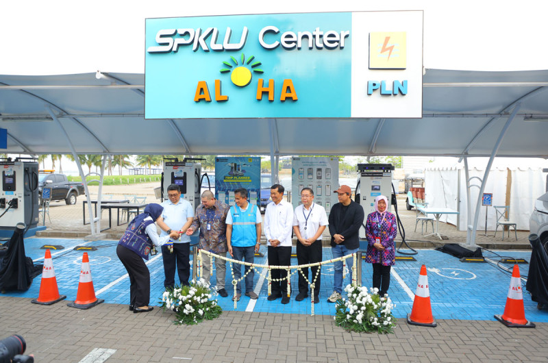 SPKLU CENTER HADIR DI ALOHA PIK 2, DORONG PENGALAMAN BARU PENGGUNA KENDARAAN LISTRIK DI BANTEN