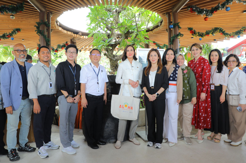 MENTERI PARIWISATA KUNJUNGI ALOHA PIK2  ATAS APRESIASI PRESTASINYA DI WONDERFUL INDONESIA AWARD 2025 KATEGORI TOILET BERSIH NASIONAL